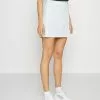 Amelie Mid Golf Skirt - Jupe De Sport - White 2 Amelie Mid Golf Skirt - Jupe De Sport - White -J.Lindeberg Boutique 04b568ef51b748b2ad1102104e18828d