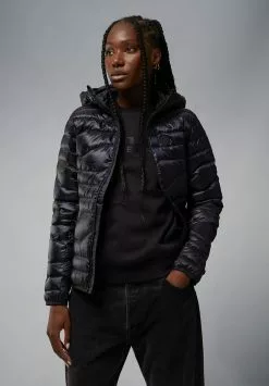 J.Lindeberg Cliff Light Hood - Doudoune - Black