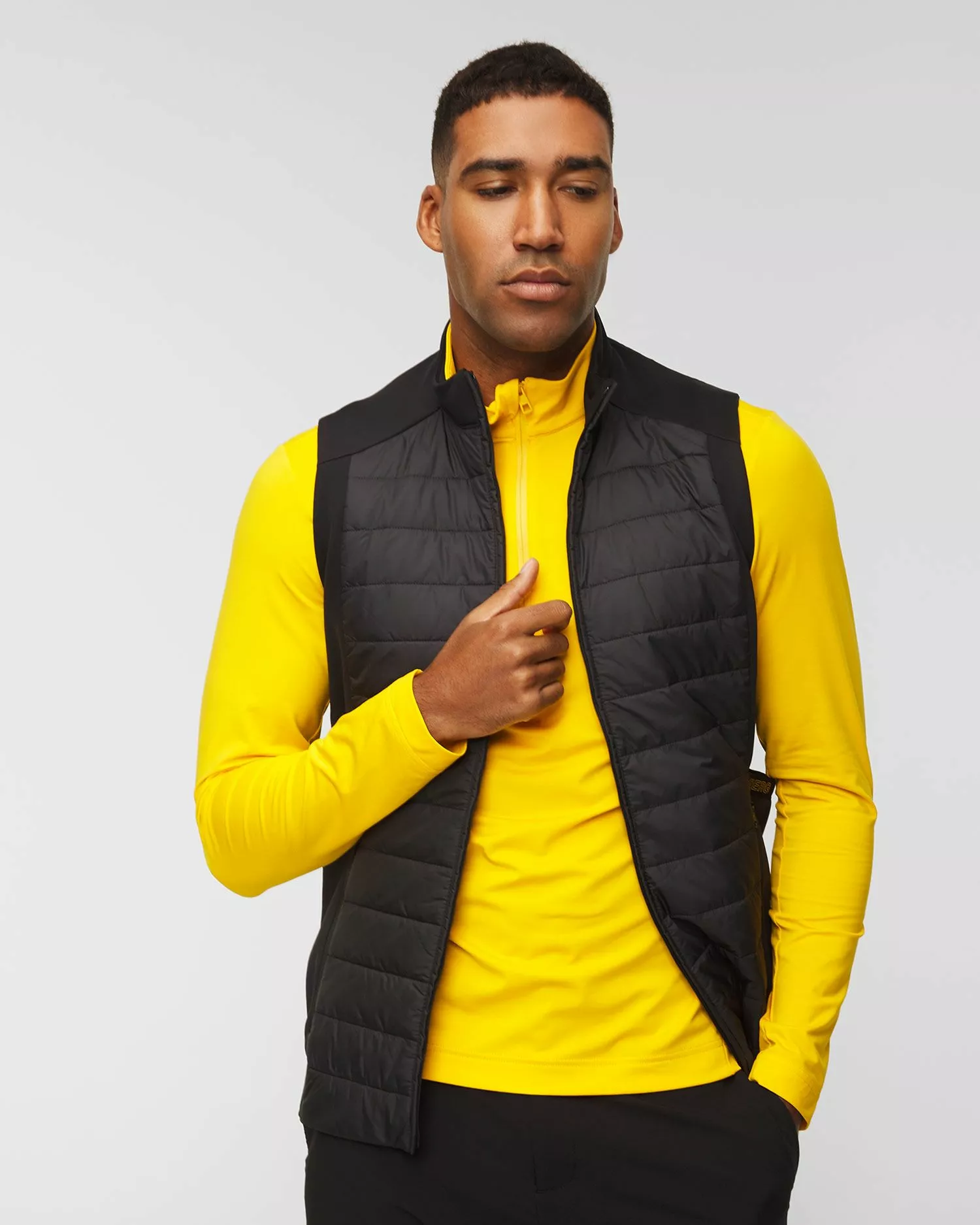 Gilet Hybride J.LINDEBERG KENNY HYBRID VEST AMOW08166-9999 4 Gilet Hybride J.LINDEBERG KENNY HYBRID VEST AMOW08166-9999 – Image 2