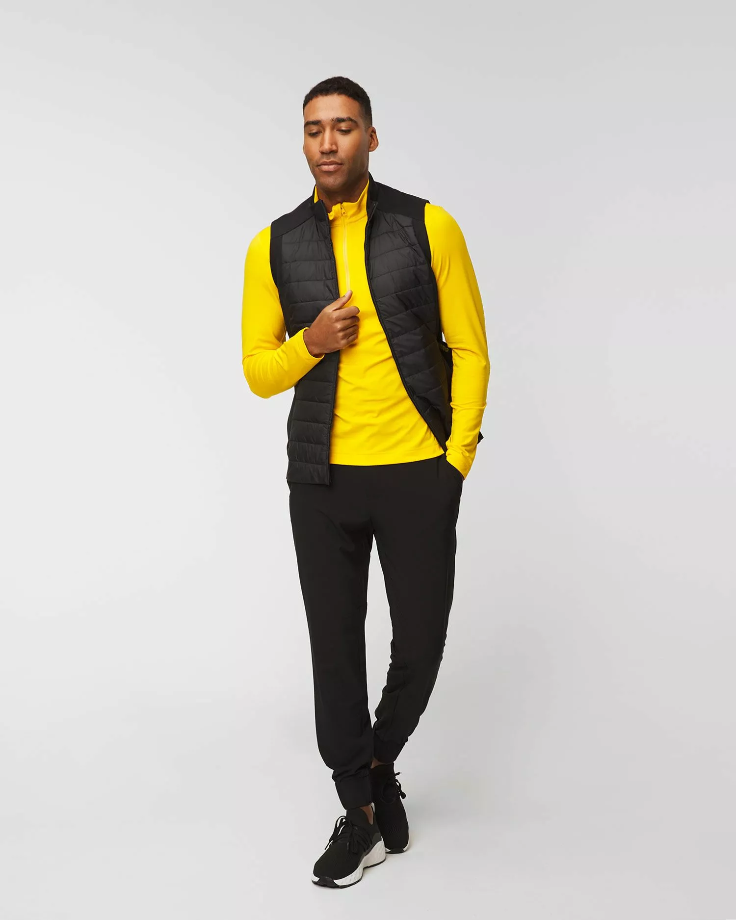 Gilet Hybride J.LINDEBERG KENNY HYBRID VEST AMOW08166-9999 5 Gilet Hybride J.LINDEBERG KENNY HYBRID VEST AMOW08166-9999 – Image 3