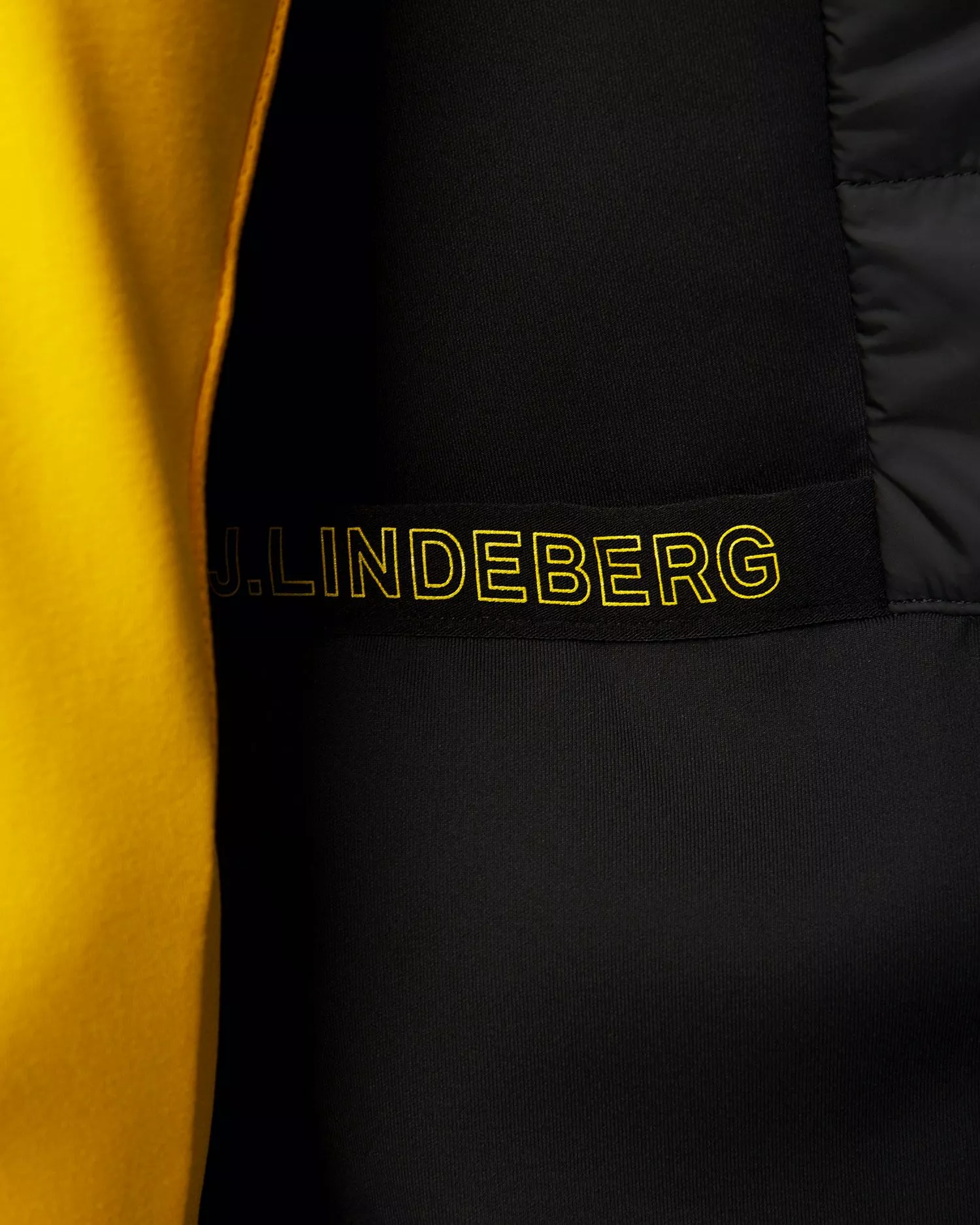 Gilet Hybride J.LINDEBERG KENNY HYBRID VEST AMOW08166-9999 8 Gilet Hybride J.LINDEBERG KENNY HYBRID VEST AMOW08166-9999 – Image 6