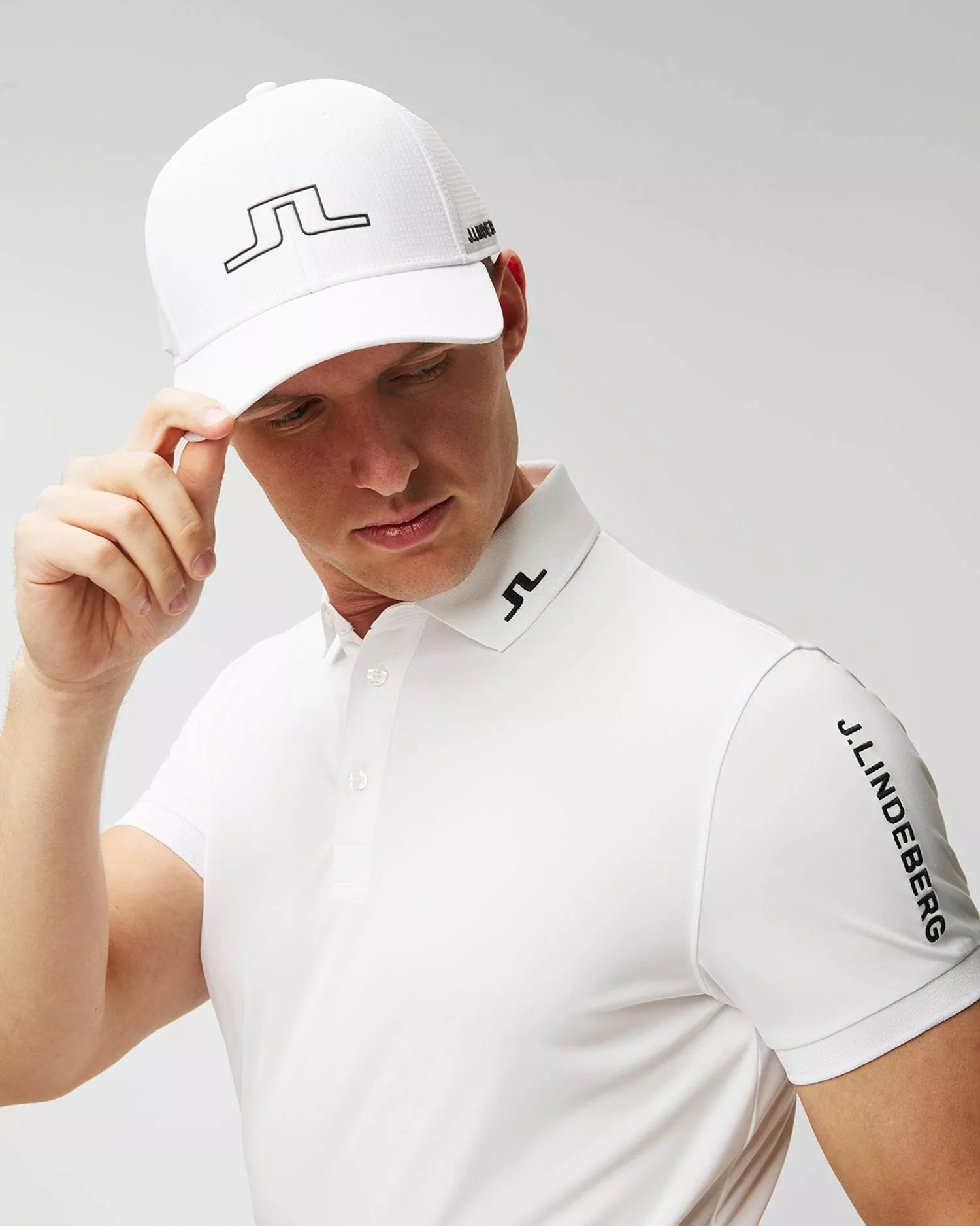 Polo J.LINDEBERG TOUR TECH GMJT06337-white 6 Polo J.LINDEBERG TOUR TECH GMJT06337-white – Image 4