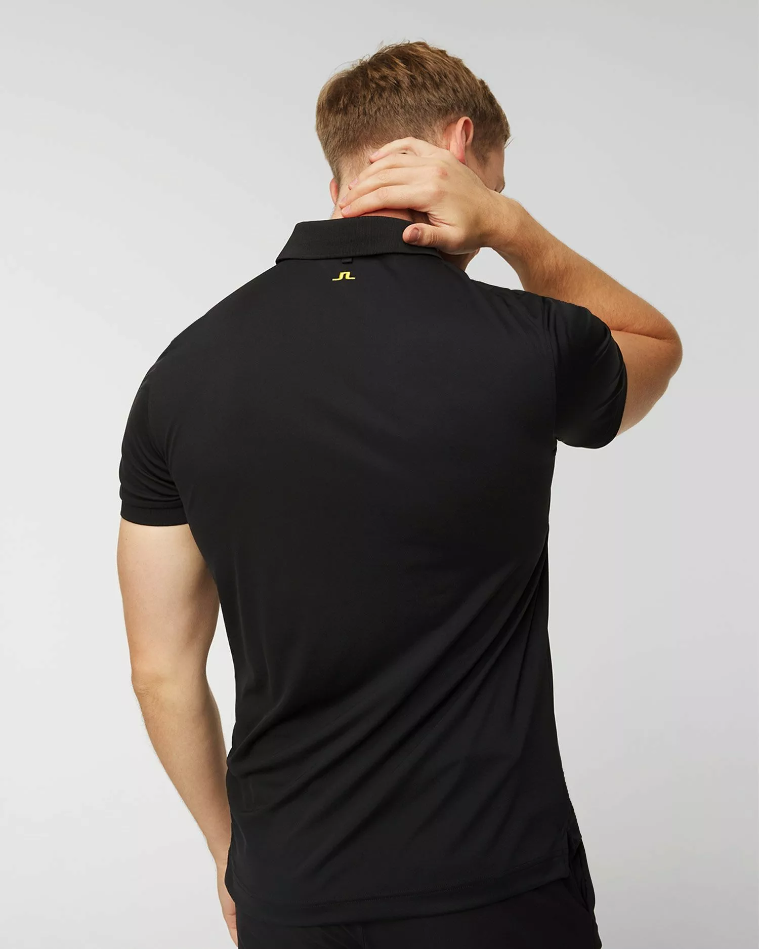 Polo J.LINDEBERG TOUR TECH GMJT06622-k099 7 Polo J.LINDEBERG TOUR TECH GMJT06622-k099 – Image 5