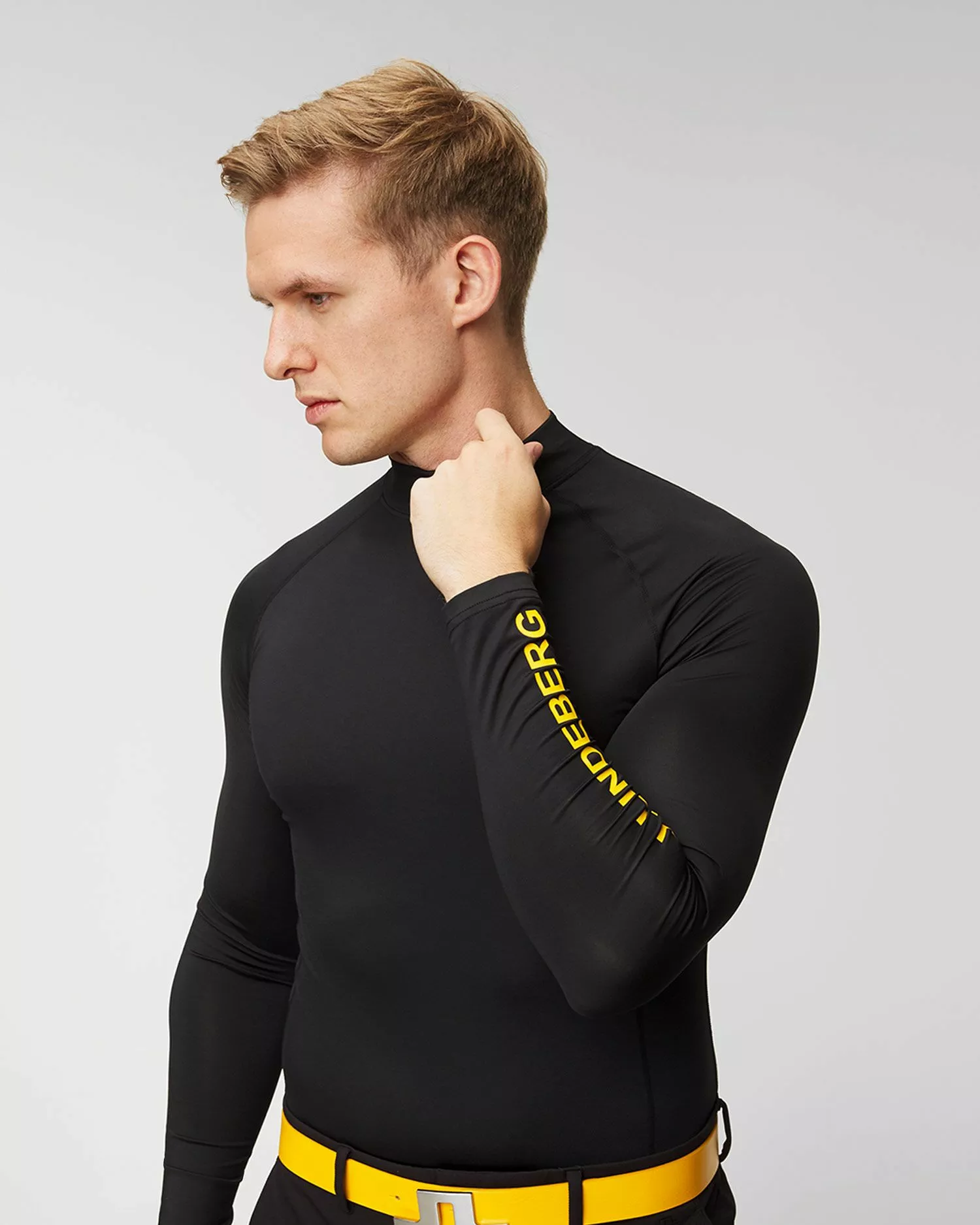 Col Roulé J.LINDEBERG AELLO SOFT COMPRESSION GMJT06624-9999 6 Col Roulé J.LINDEBERG AELLO SOFT COMPRESSION GMJT06624-9999 – Image 4