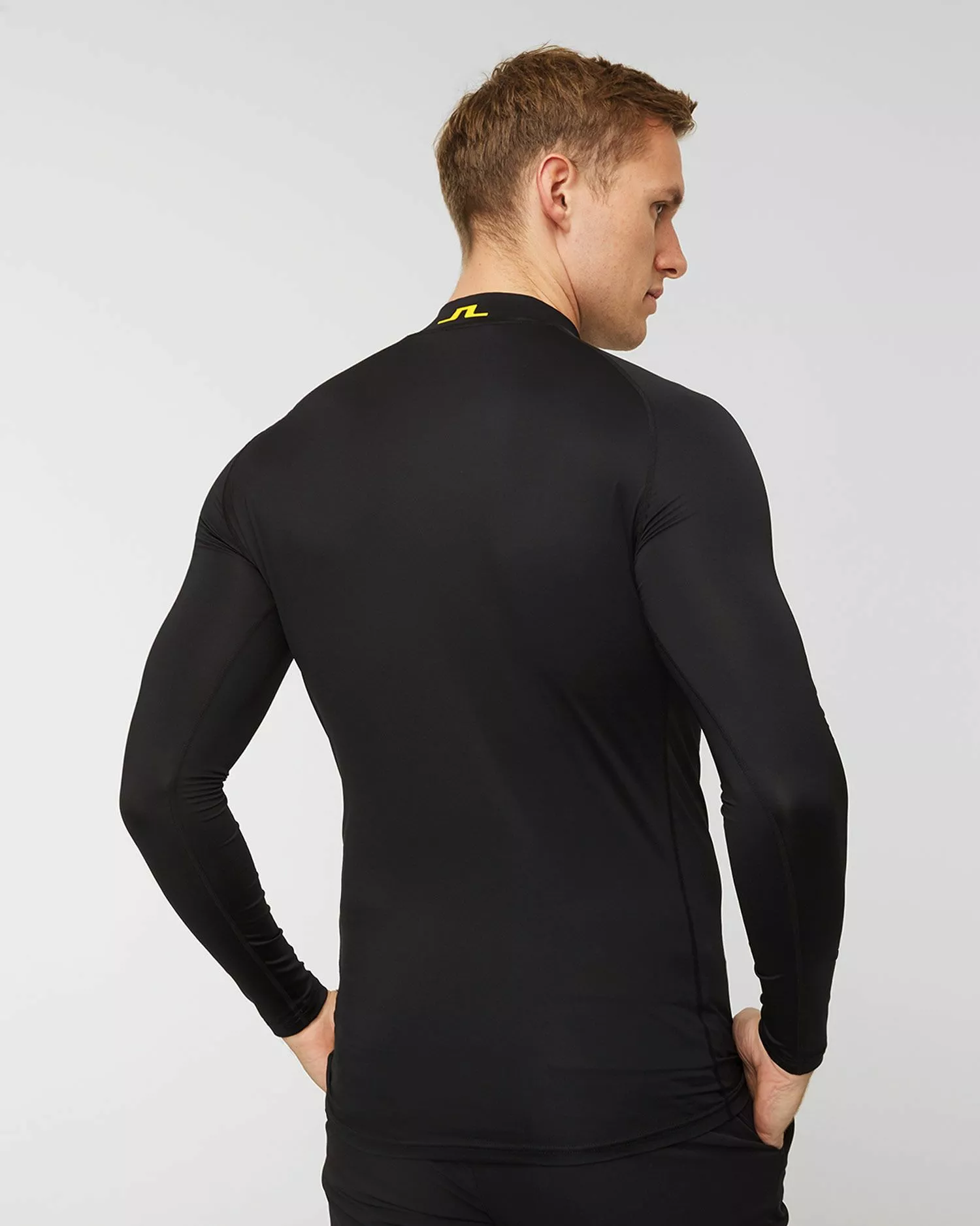 Col Roulé J.LINDEBERG AELLO SOFT COMPRESSION GMJT06624-9999 7 Col Roulé J.LINDEBERG AELLO SOFT COMPRESSION GMJT06624-9999 – Image 5