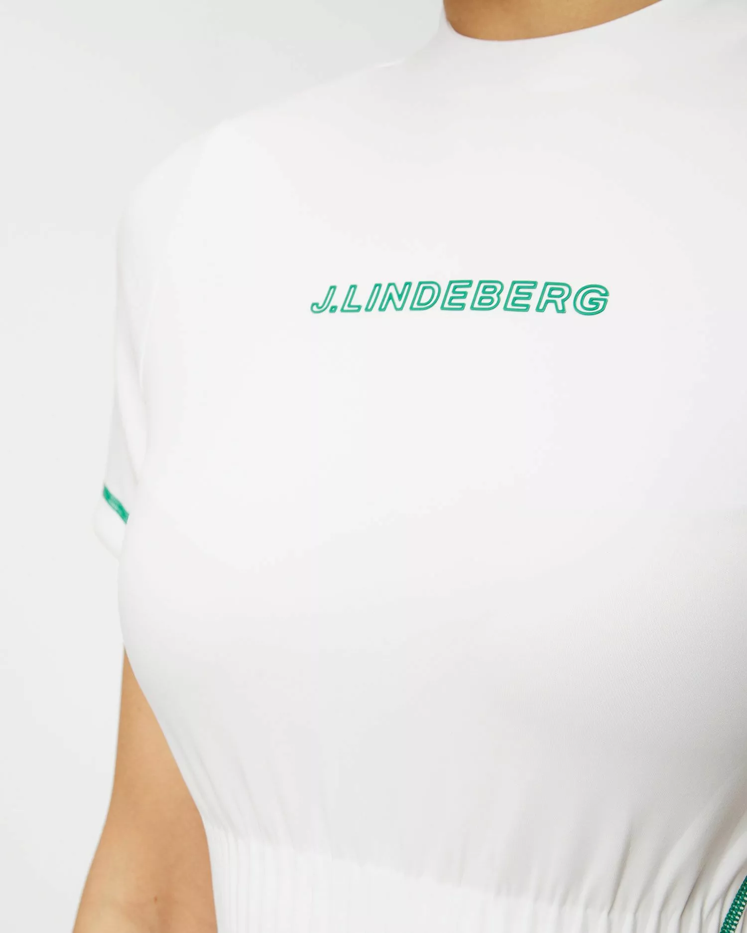 Robe J.Lindeberg Krystal GWSD07950-white 10 Robe J.Lindeberg Krystal GWSD07950-white – Image 8