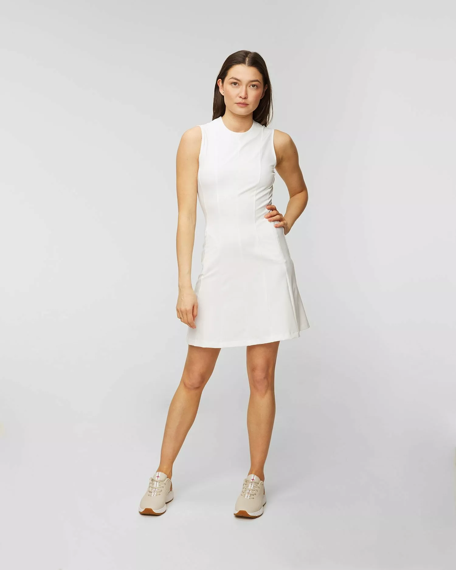 Robe J.Lindeberg Jasmin GWSD07955-white 4 Robe J.Lindeberg Jasmin GWSD07955-white – Image 2