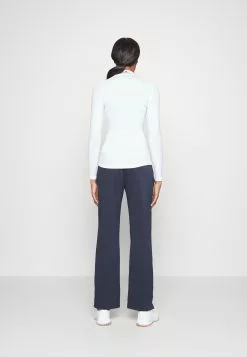 Asa Soft Compression - T-Shirt De Sport - White -J.Lindeberg Boutique 801b6584a3fe4db7bffbd67c704b4cc4