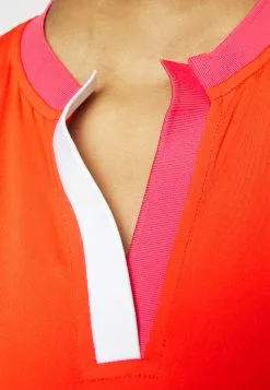 Aurora Sleeveless - Débardeur - Fiery Red -J.Lindeberg Boutique 8725fb3a38f94a7ea424d83ac8739e27