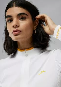 J.Lindeberg Alma Sweater - Gilet - White -J.Lindeberg Boutique bfc996b5bacf4b979386b7e3dc28a54c